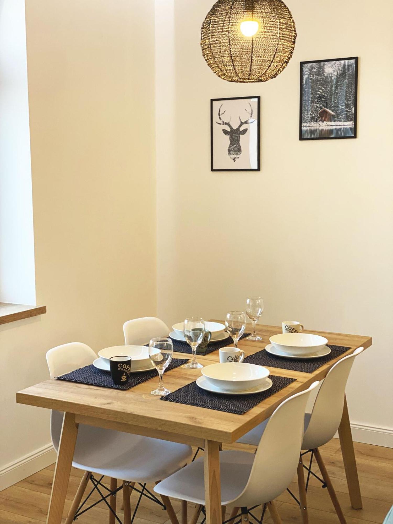 44-Wolnosci - Deerrest Apart Jelenia Góra Extérieur photo